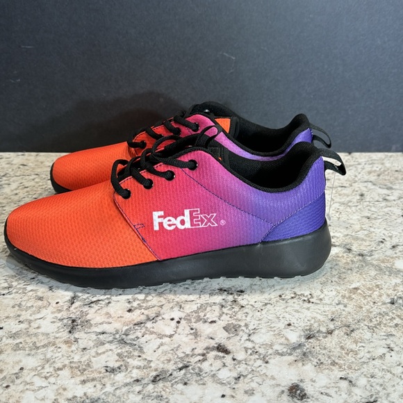 FedEx Custom Shoes. Men’s size 9. NWT. - Picture 3 of 6